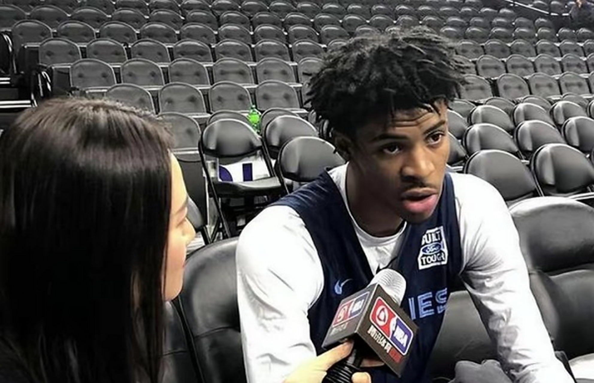 灰熊击败小牛,莫兰特16助 灰熊击败小牛,莫兰特16助